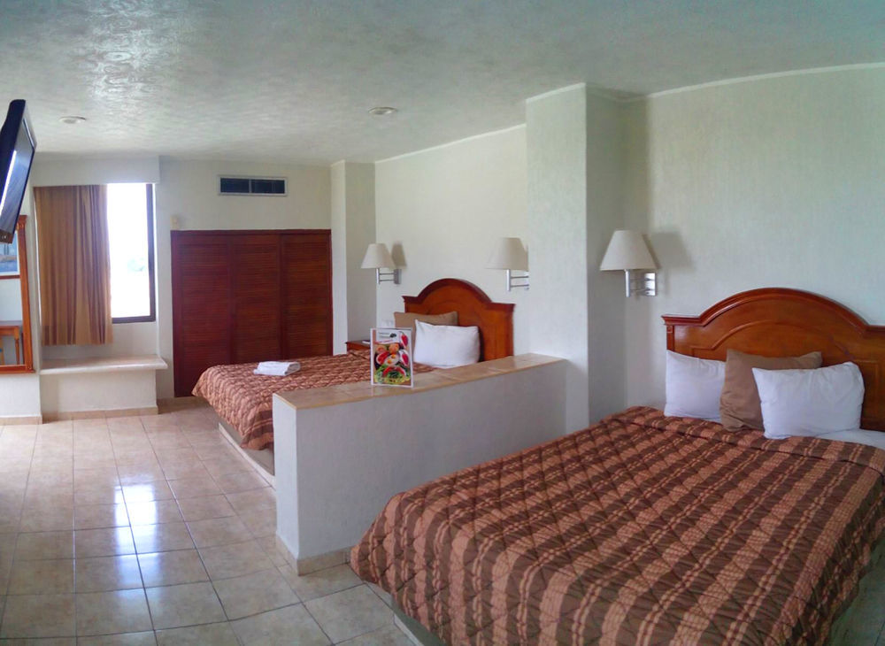 Hotel & Suites Real Del Lago Villahermosa Buitenkant foto