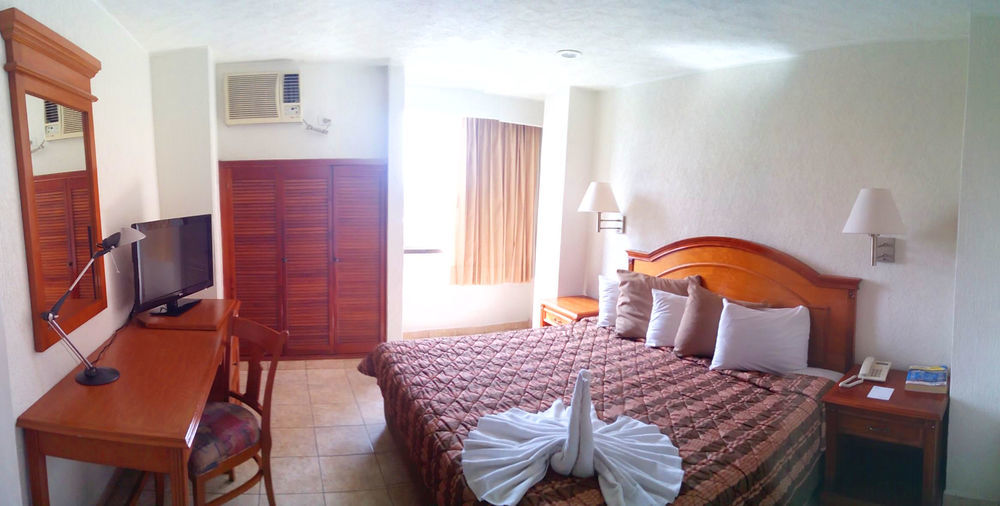 Hotel & Suites Real Del Lago Villahermosa Buitenkant foto