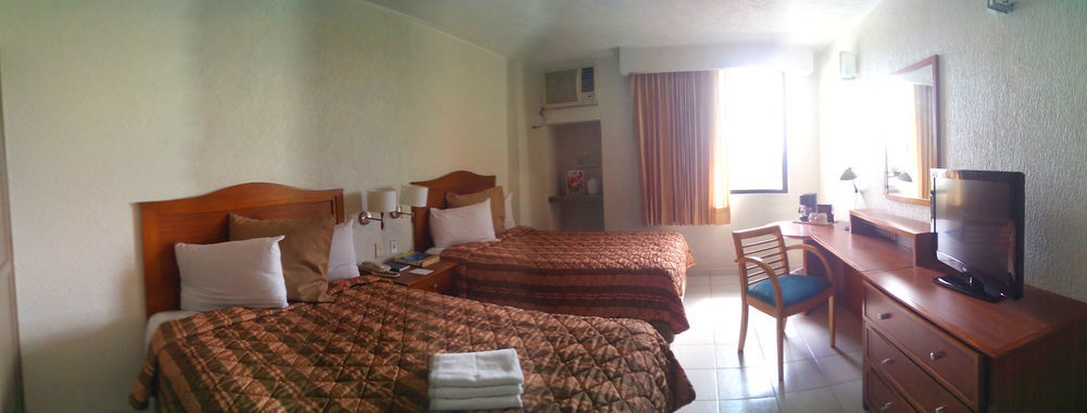 Hotel & Suites Real Del Lago Villahermosa Buitenkant foto