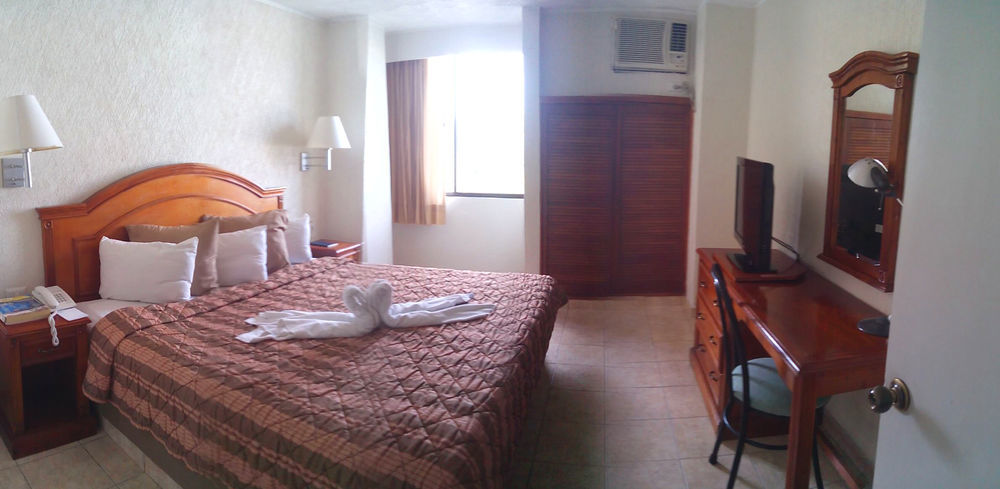 Hotel & Suites Real Del Lago Villahermosa Buitenkant foto