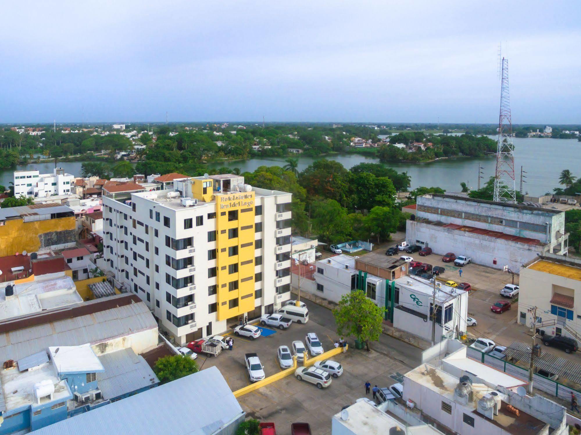 Hotel & Suites Real Del Lago Villahermosa Buitenkant foto